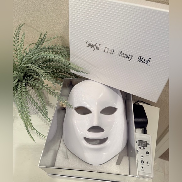 7 Colors LED Colorful Beauty Mask